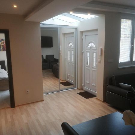 Belgrade Nights Apartment ภายนอก รูปภาพ