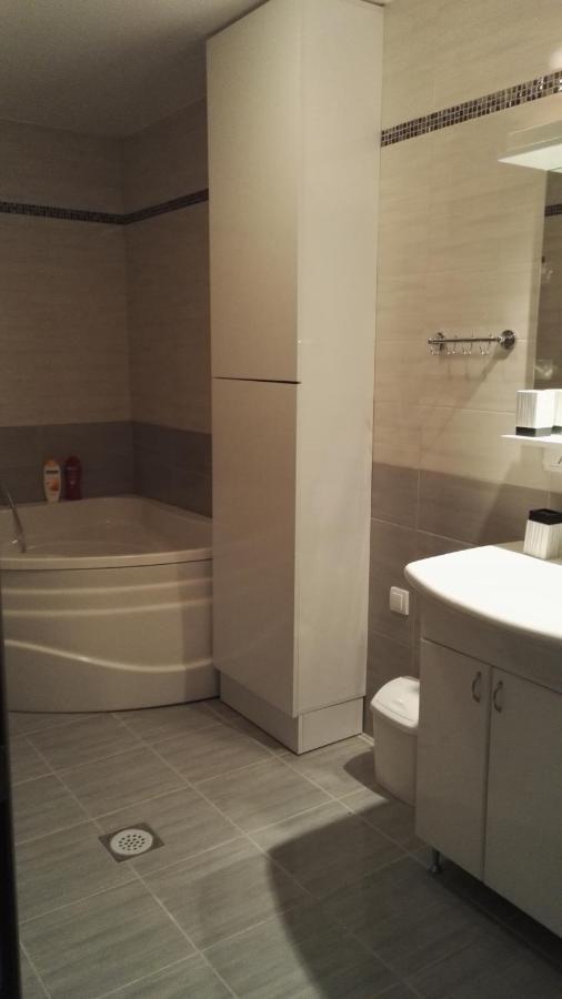 Belgrade Nights Apartment ภายนอก รูปภาพ